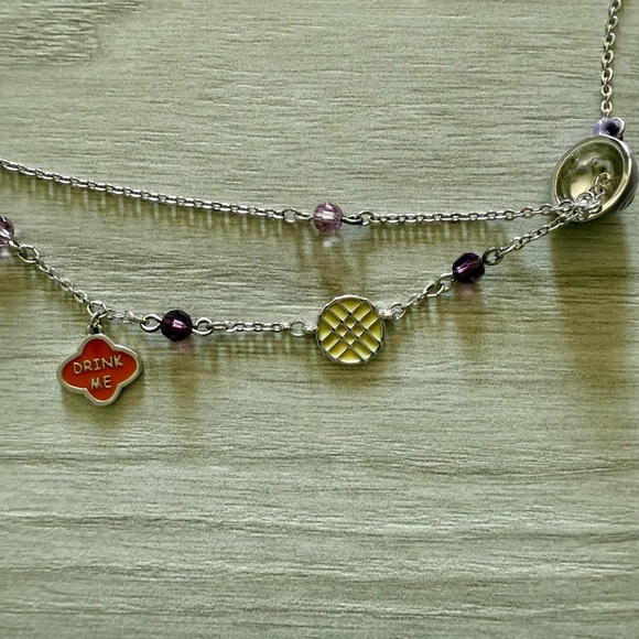 Swarovski Disney Alice in wonderland tea party necklace - Picture 3 of 6